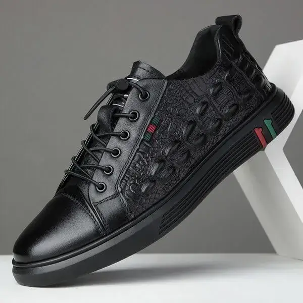 Breathable Lightweight Canvas Sneakers for Men | Non-Slip Casual Shoes