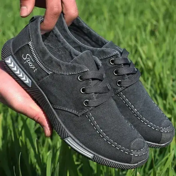 Men Casual Breathable Low Top Canvas Shoes | Lightweight & Comfortable