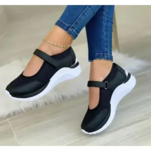 Holterdesigns Casual Velcro Platform Plus Size Mesh Sneakers