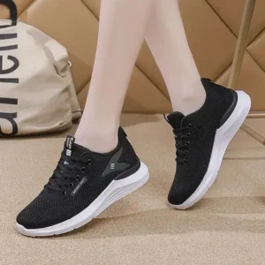 Holterdesigns Women Sports Casual Lace Up Design Mesh Breathable Wedge Sneakers