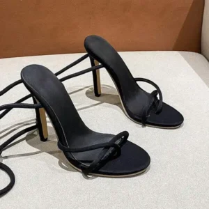 Holterdesigns Women Sexy Fashion Plus Size Strap Round-Toe Stiletto Heel Sandals