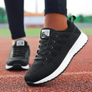 Holterdesigns Women Casual Lace-Up Design Mesh Breathable Sneakers