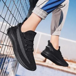 Holterdesigns Men Casual Lightweight Breathable Mesh Sneakers