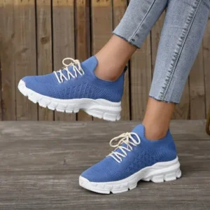 Holterdesigns Women Fashion Casual Breathable Flying Woven Lace-Up Thick-Soled Sneakers