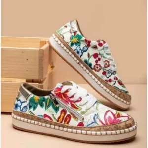 Holterdesigns Women Fashion Color Matching Ethnic Style Printed Sneakers