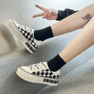 Holterdesigns Women Fashion Platform Checkerboard Canvas Sneakers