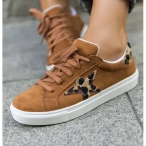 Holterdesigns Women Fashion Round Toe Lace-Up Canvas Sneakers