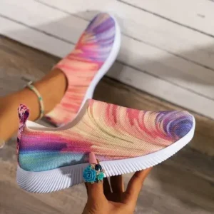 Holterdesigns Women Fashion Round Multicolor Gradient Rainbow Mesh Sneakers