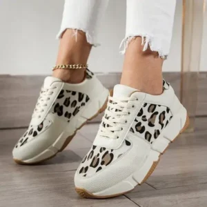 Holterdesigns Women Fashion Round Toe Stitching Lace Up Low Top Leopard Sports Sneakers